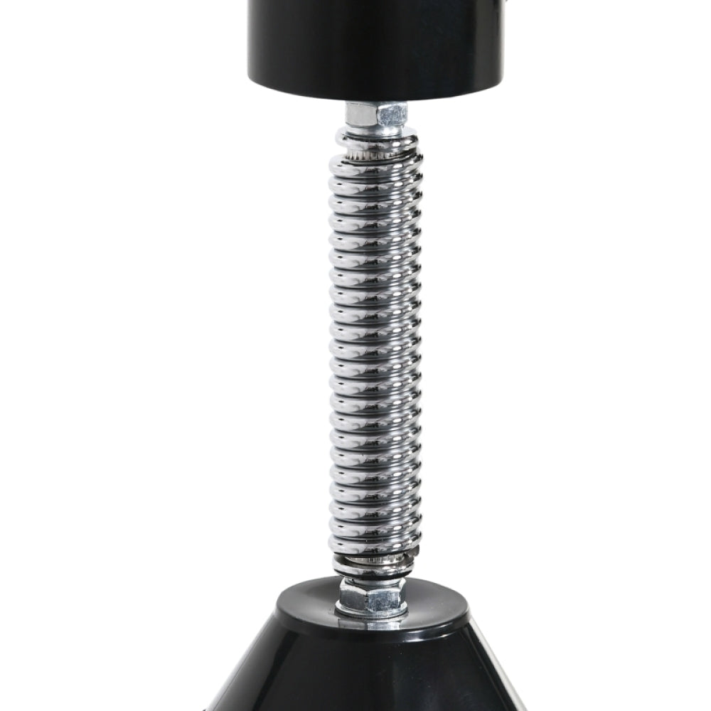 Detailaufnahme der starken Metallfeder für den schnellen Rebound des roten Balls.