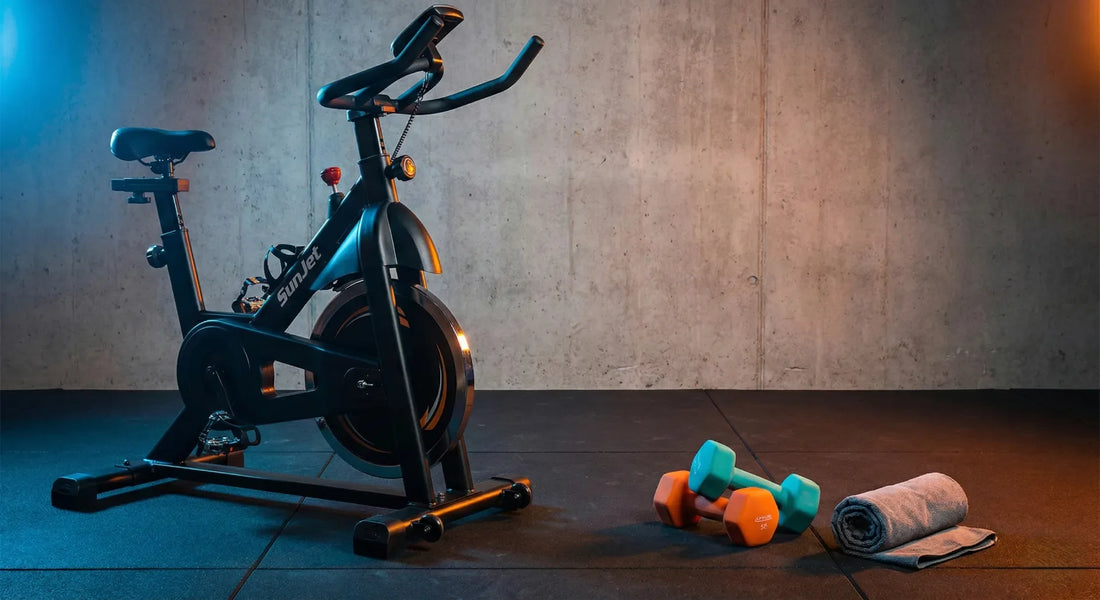 Heimtrainer und Hanteln Das perfekte Home-Gym Set