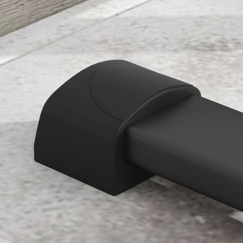 Bodenschutz: Breite Gummifüße verhindern Verrutschen und Kratzer.