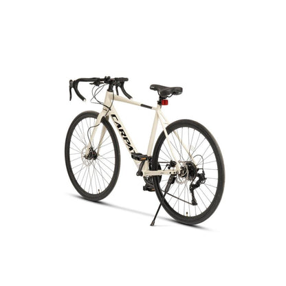 Dynamische Ansicht des Citybikes mit Fokus auf Rahmengeometrie und Gabel.