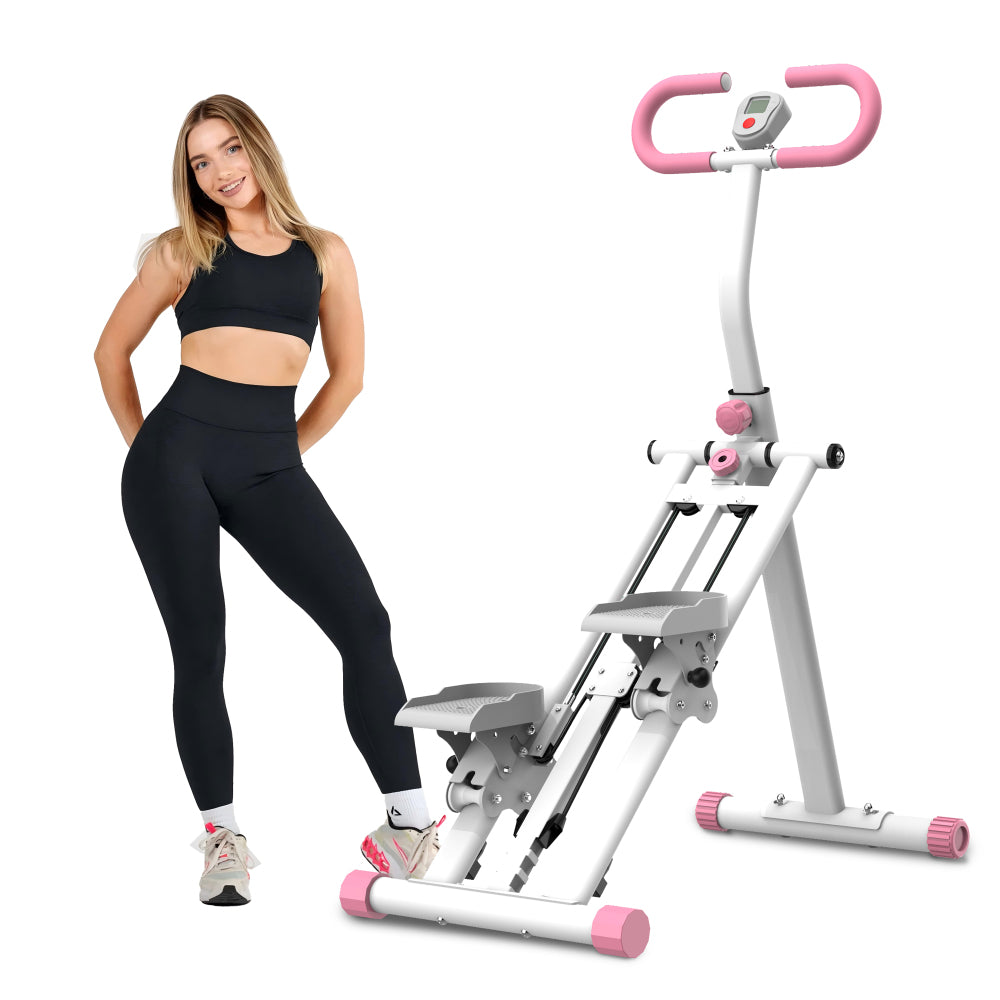 Frau steht neben der weiß-rosa Variante des Stair Steppers.