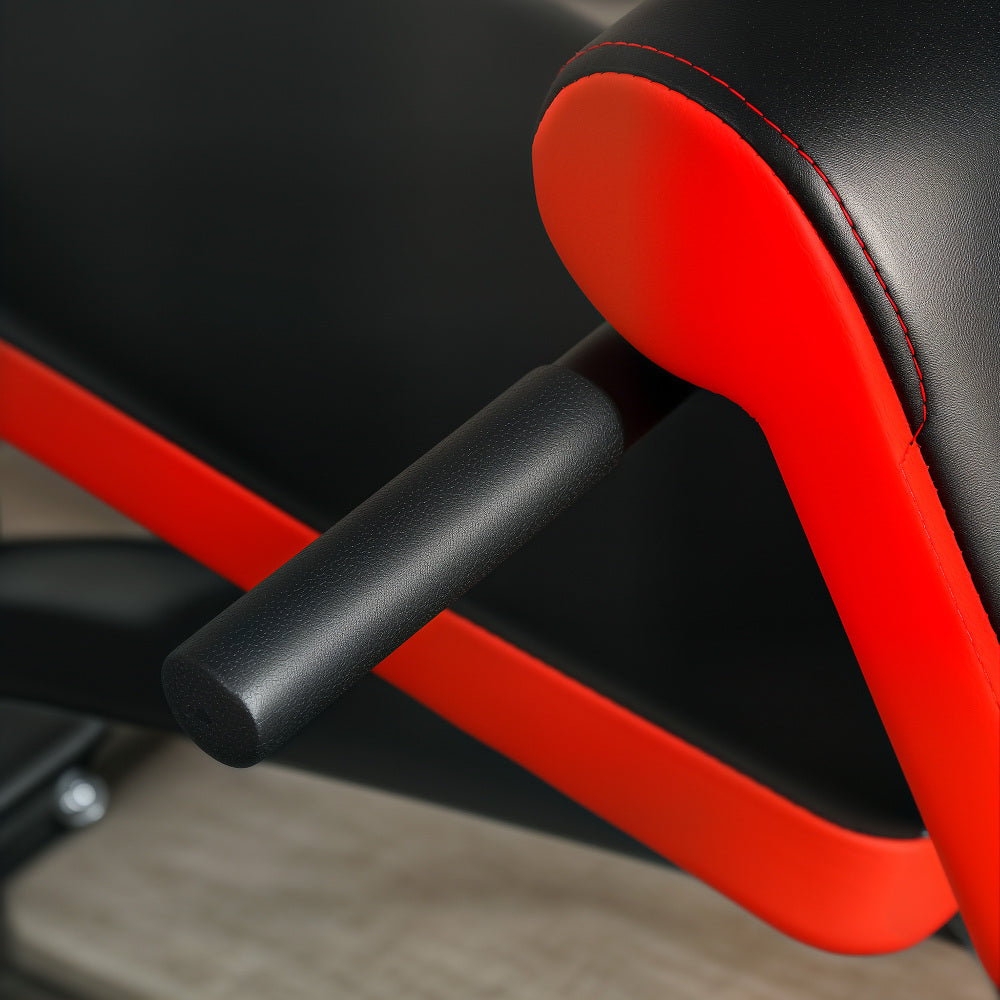 Integrierte Handgriffe für Liegestütze und als Haltepunkt bei Rückenübungen.