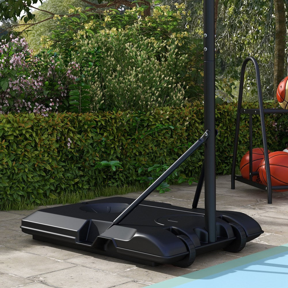 Lifestyle-Ansicht der Basis mit einem Basketball, der sicher in der vorgesehenen Mulde liegt.