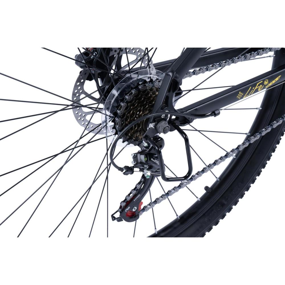 Nahaufnahme der Hinterradnabe, Speichen und der 7-fach Kassette.