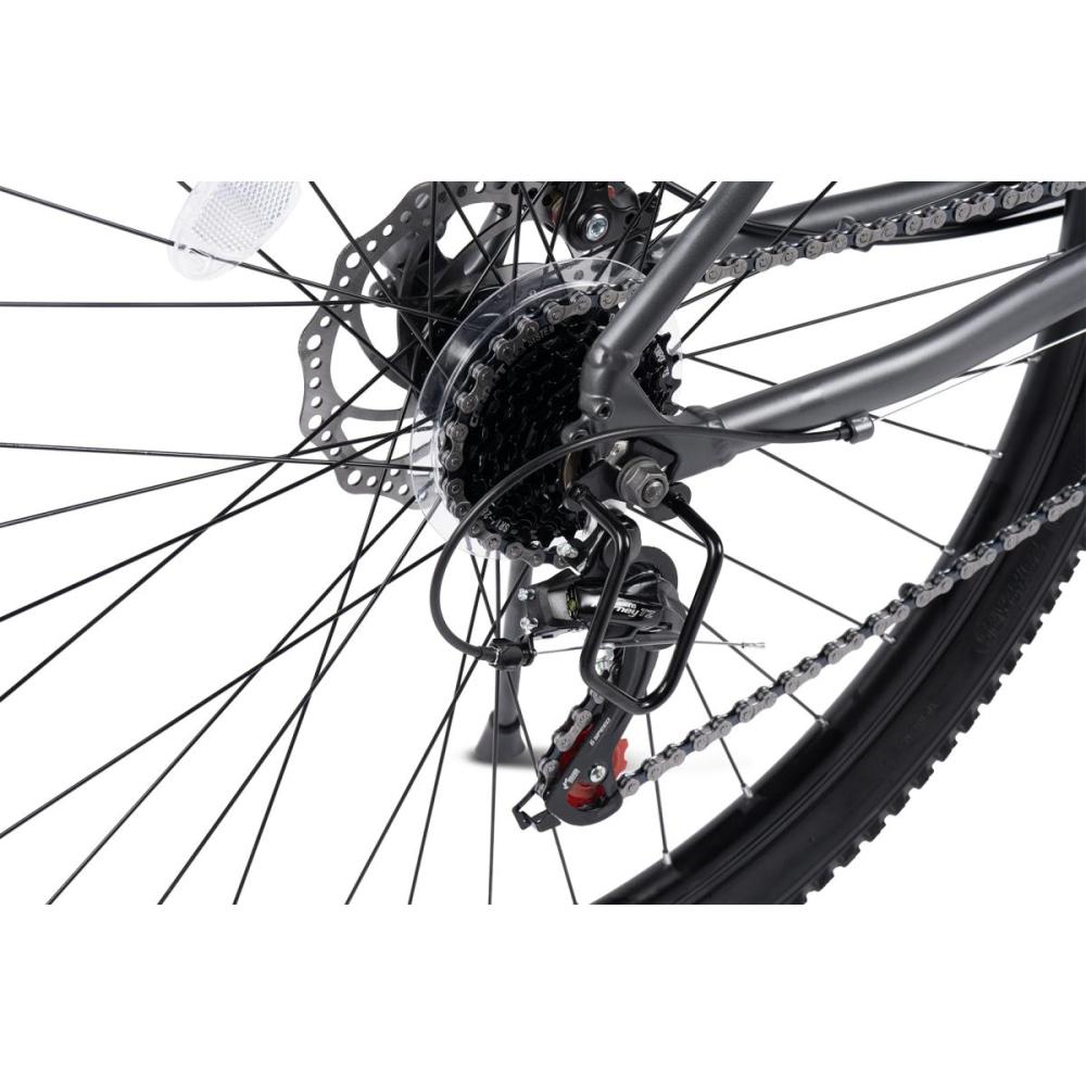 Nahaufnahme des Shimano Tourney Schaltwerks und der Kassette